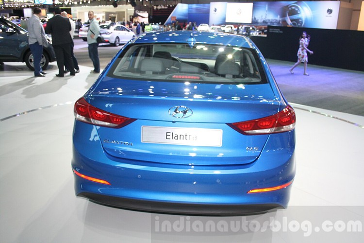 Hyundai ra mat Elantra 2016 